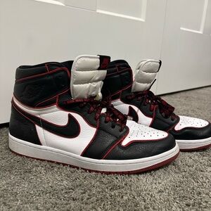 Jordan 1 High “bloodline”